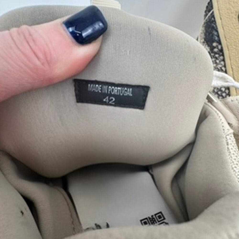 Men's Lanvin Beige Python Print Curb Sneakers Siz… - image 7